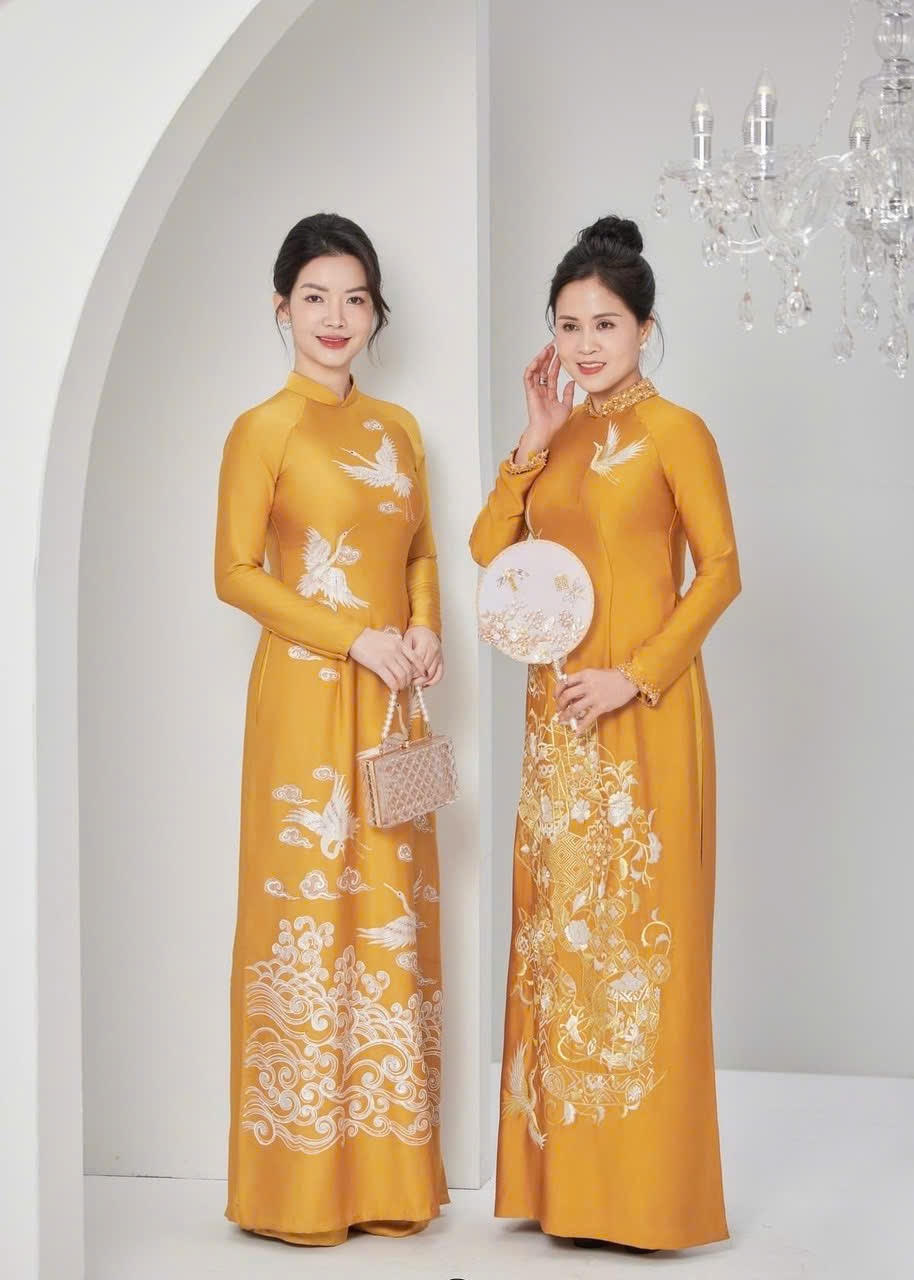 Áo Dài Bà Sui Lụa Cao Cấp Họa Tiết Hạc Sang Trọng