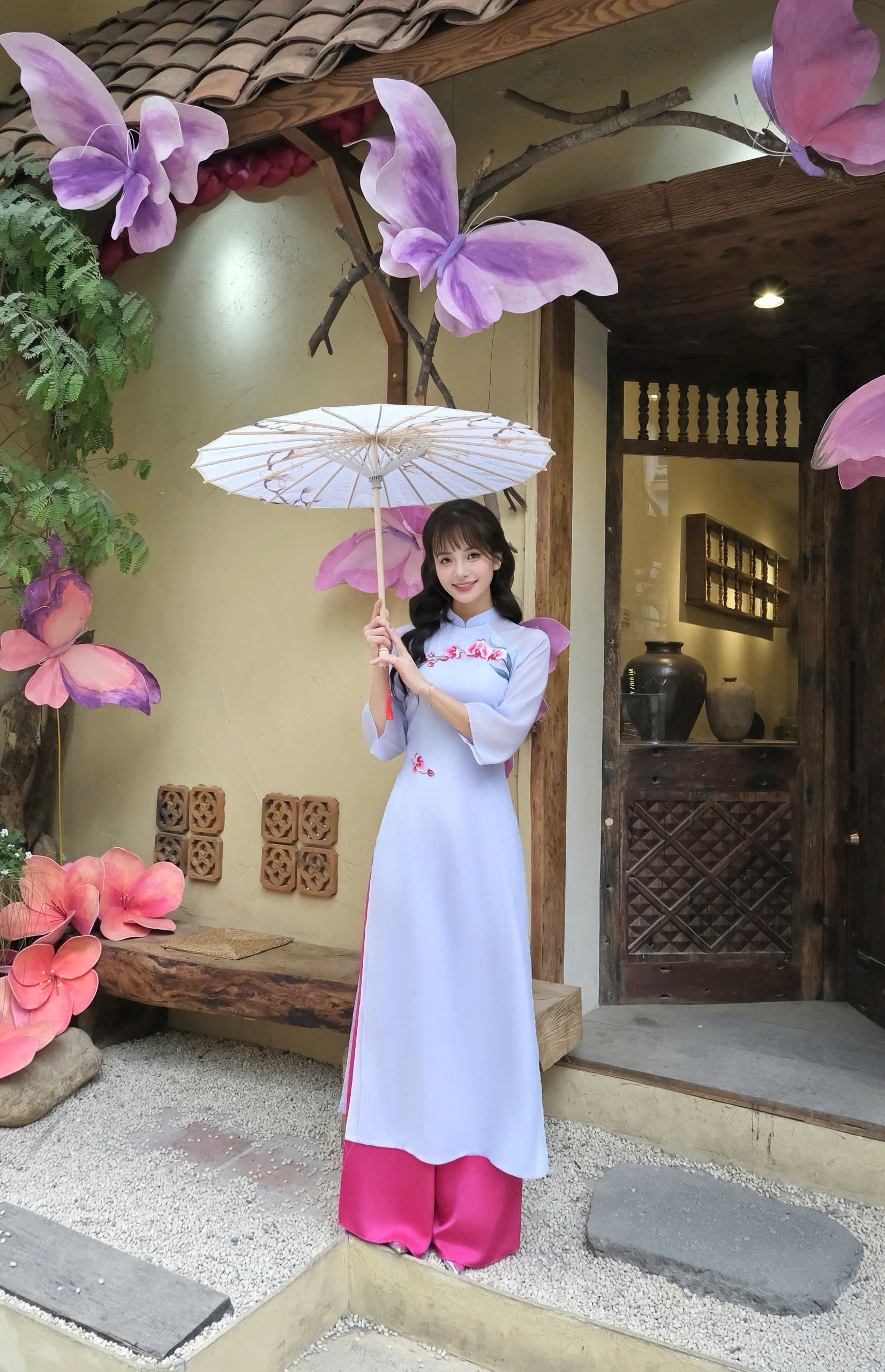 Áo Dài Cách Tân Lụa Thêu Hoa
