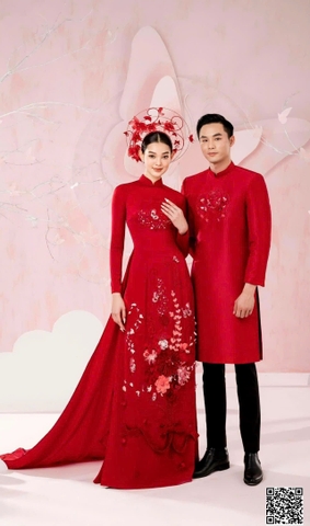 Áo Dài Cưới Có Đuôi Đính Kết Sang Trọng